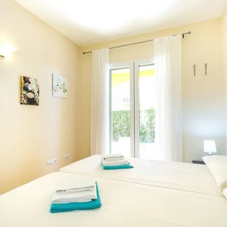 Mediterranes Mit Pool Apartment Sa Rapita